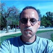 Imparto clases de apoyo escolar en función de las necesidades del alumno.